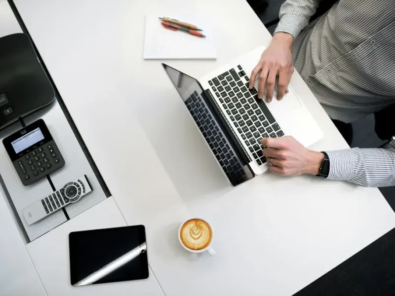 Analytics Dashboard Real-Time untuk DataViz Corp Gallery 2